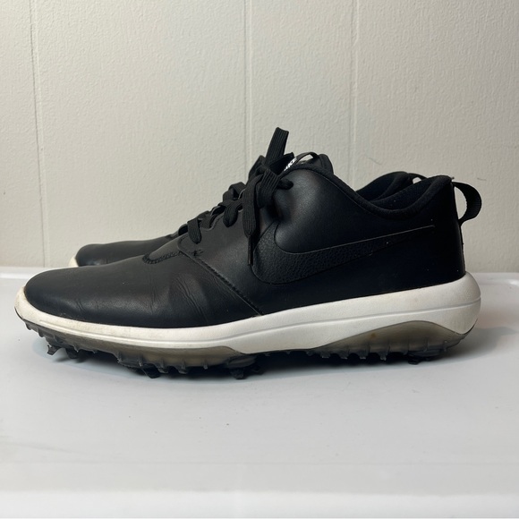 Nike Roshe G Tour Men’s 8 Golf Black White AR5580-001 Shoes SPIKES NEED REPLACED - Picture 1 of 9